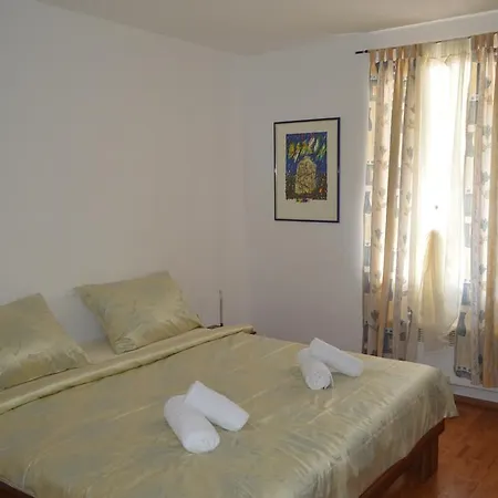 Apartamento Flora Pula